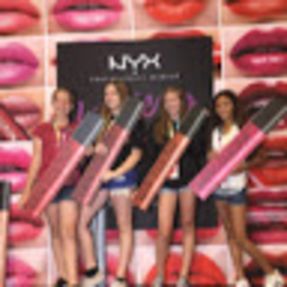 Meet your Posher, Abby